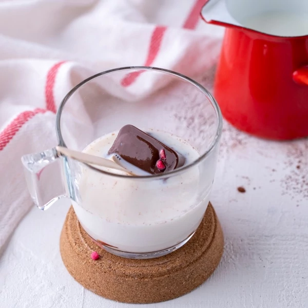 Tejmentes tejcsokoládé jellegű forró csoki kocka 40G